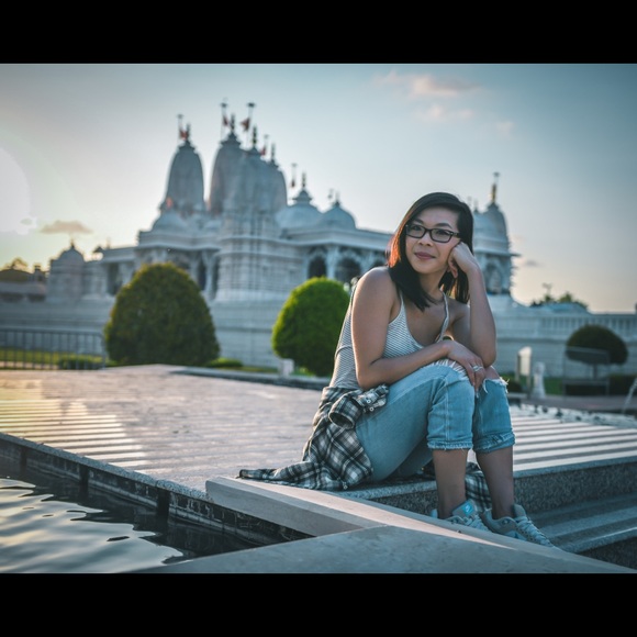 💎Meet Your Seller!💎 - Picture 3 of 8